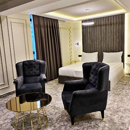 Hotel Boutique Bristol Сараево Екстериор снимка
