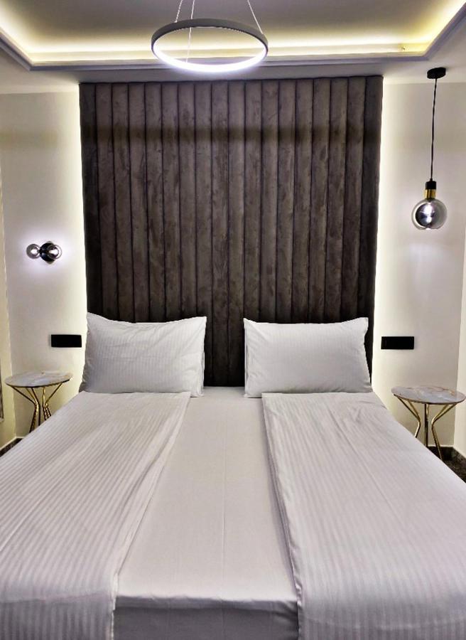 Hotel Boutique Bristol Сараево Екстериор снимка