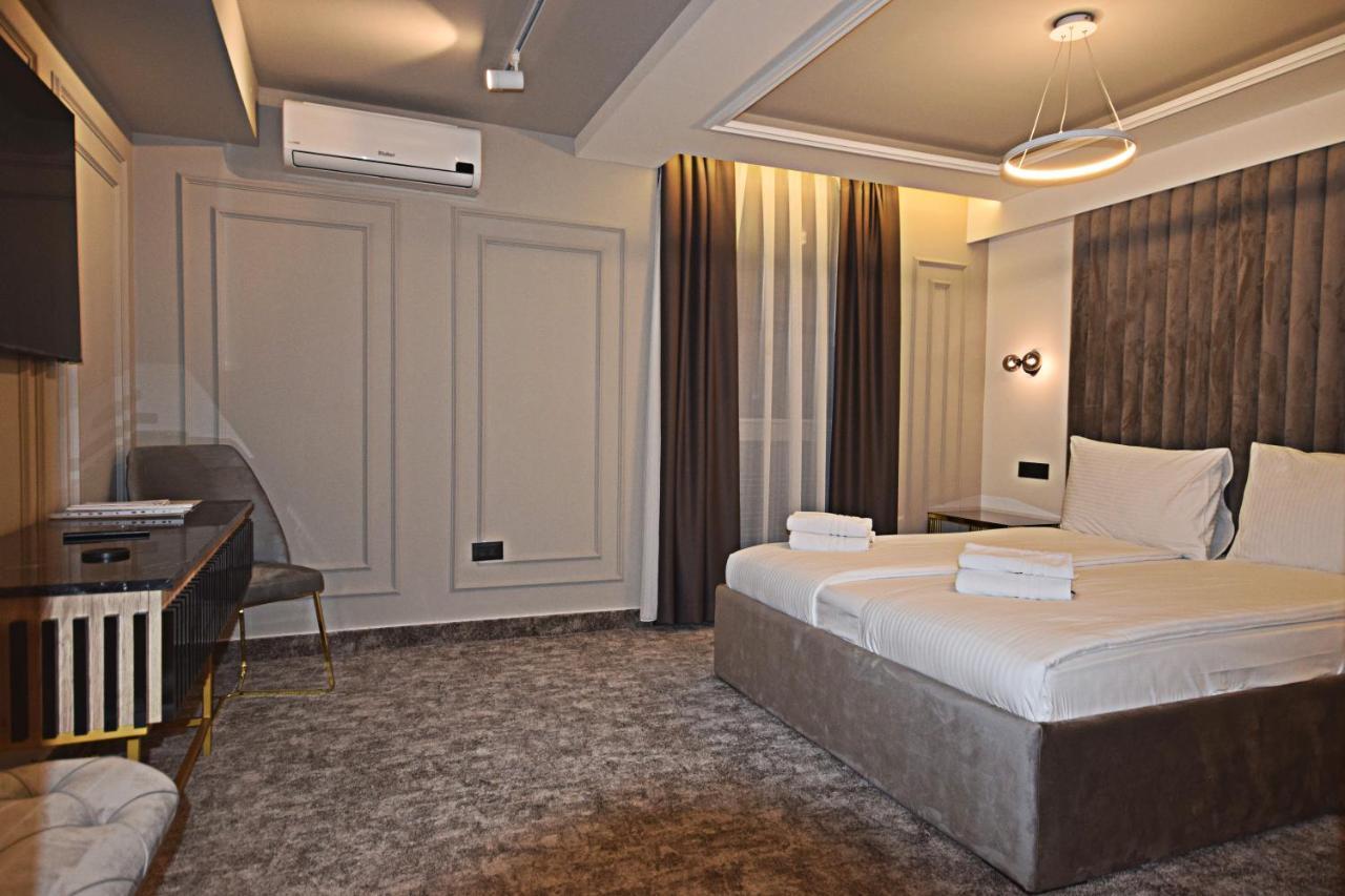 Hotel Boutique Bristol Сараево Екстериор снимка