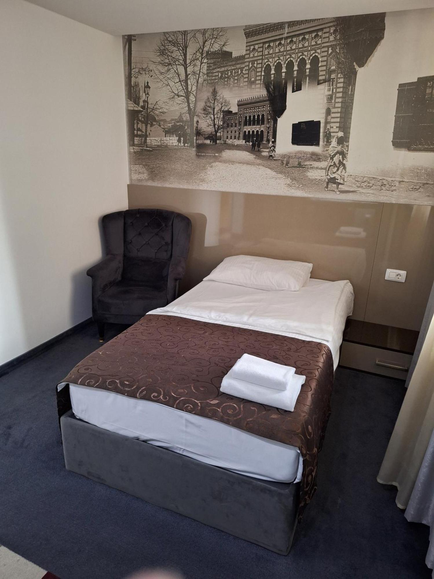 Hotel Boutique Bristol Сараево Екстериор снимка
