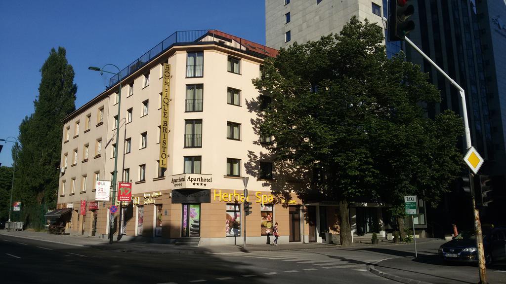 Hotel Boutique Bristol Сараево Екстериор снимка