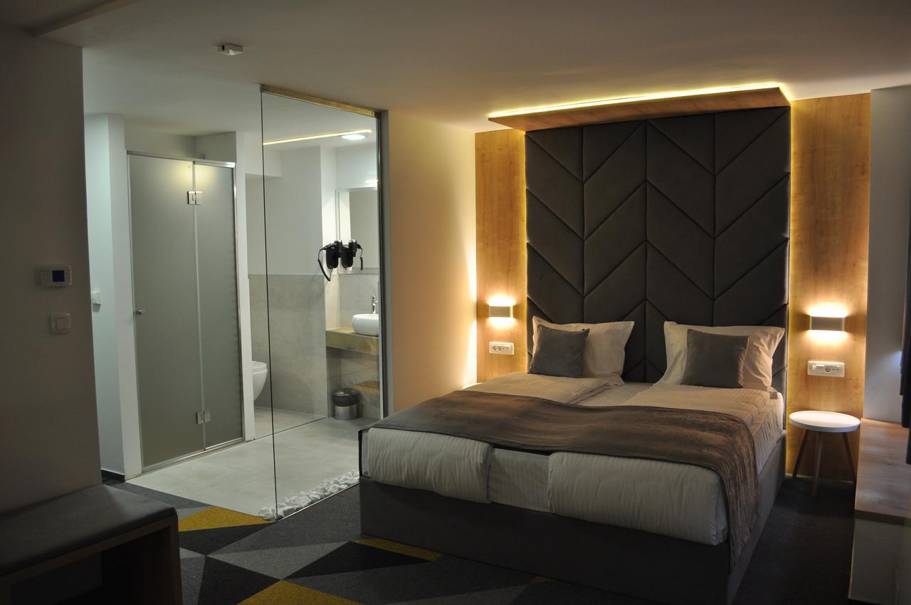 Hotel Boutique Bristol Сараево Екстериор снимка