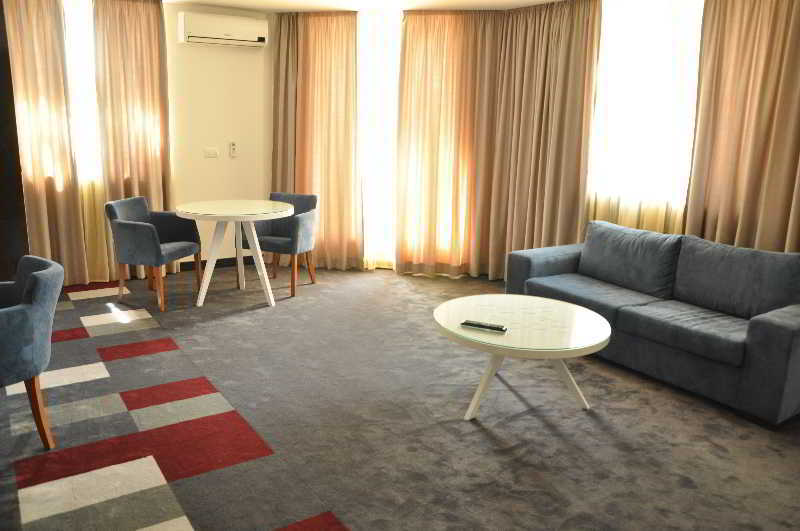 Hotel Boutique Bristol Сараево Екстериор снимка
