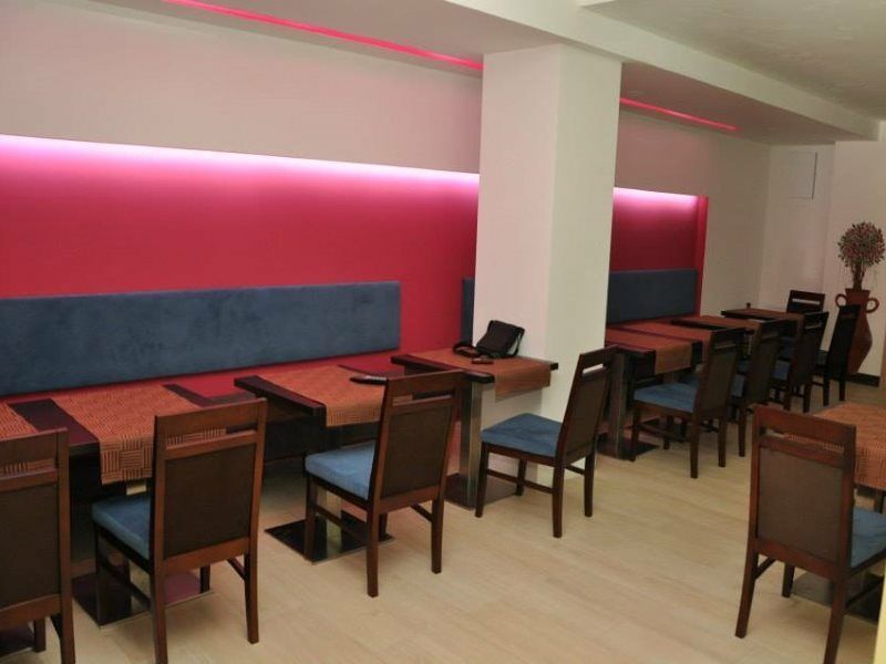 Hotel Boutique Bristol Сараево Екстериор снимка